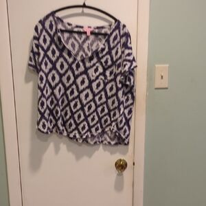 Lilly Pulitzer Navy and White Patterned Blouse